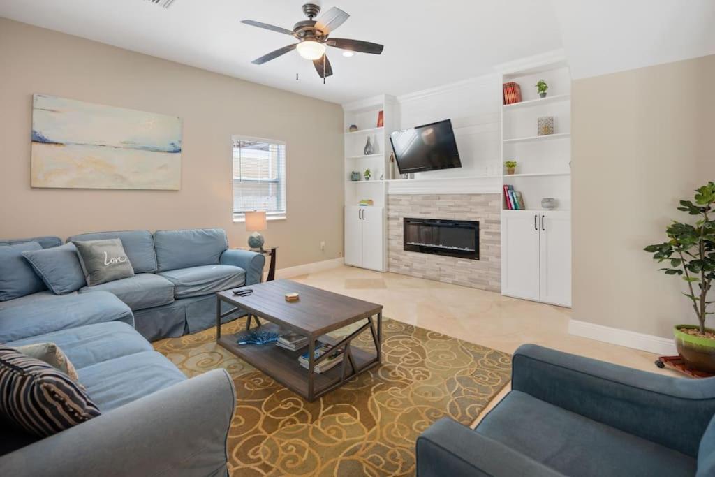 Las Olas Villa With Heated Salt Water Pool Fort Lauderdale Exterior foto